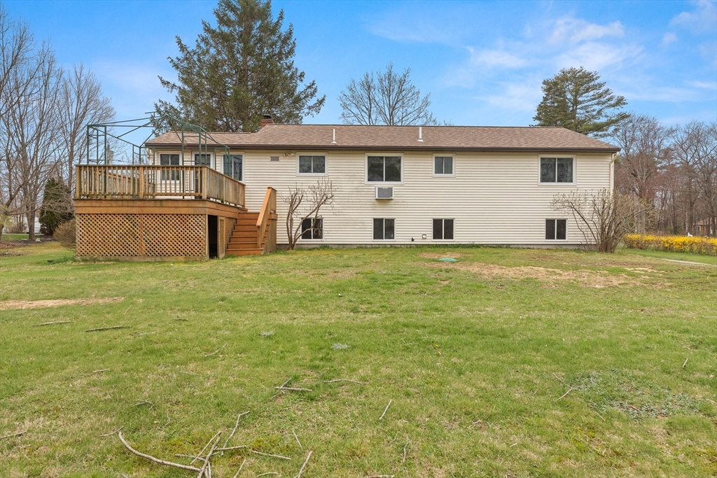 3 Whittier Dr
