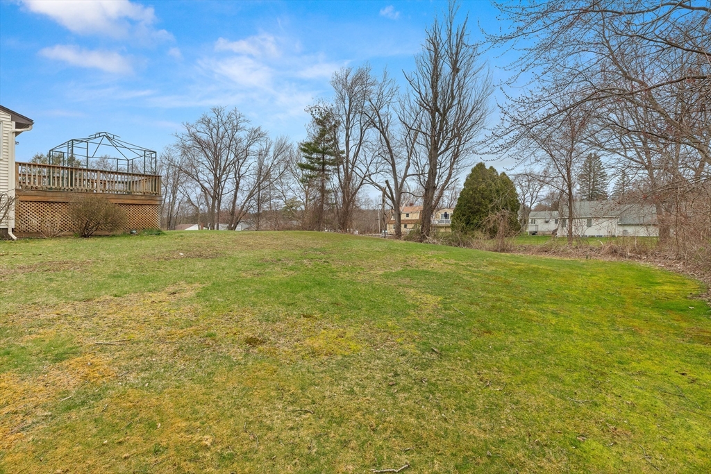 3 Whittier Dr