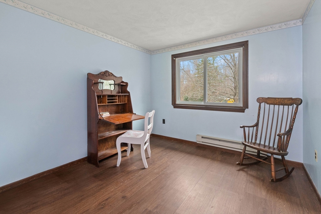 3 Whittier Dr