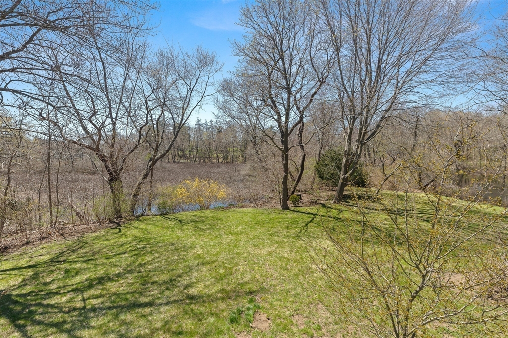 23 S Pond St