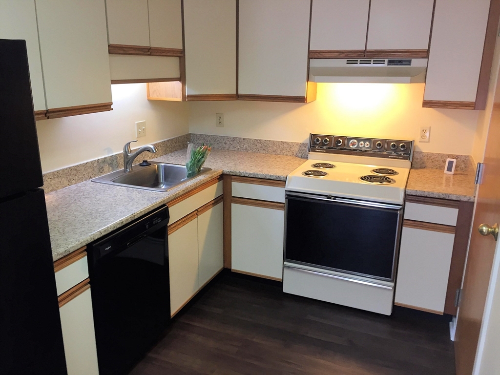 189 Littleton Rd # 64