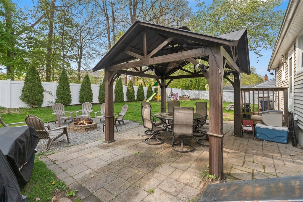 3 Clark Rd