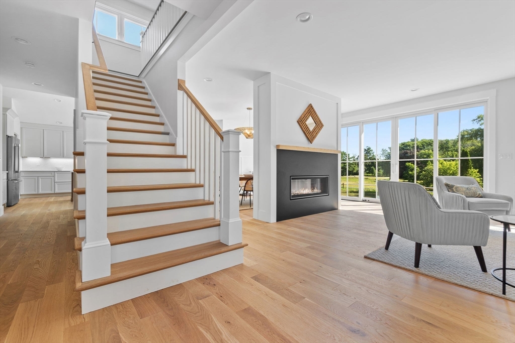 53 Green St. # B