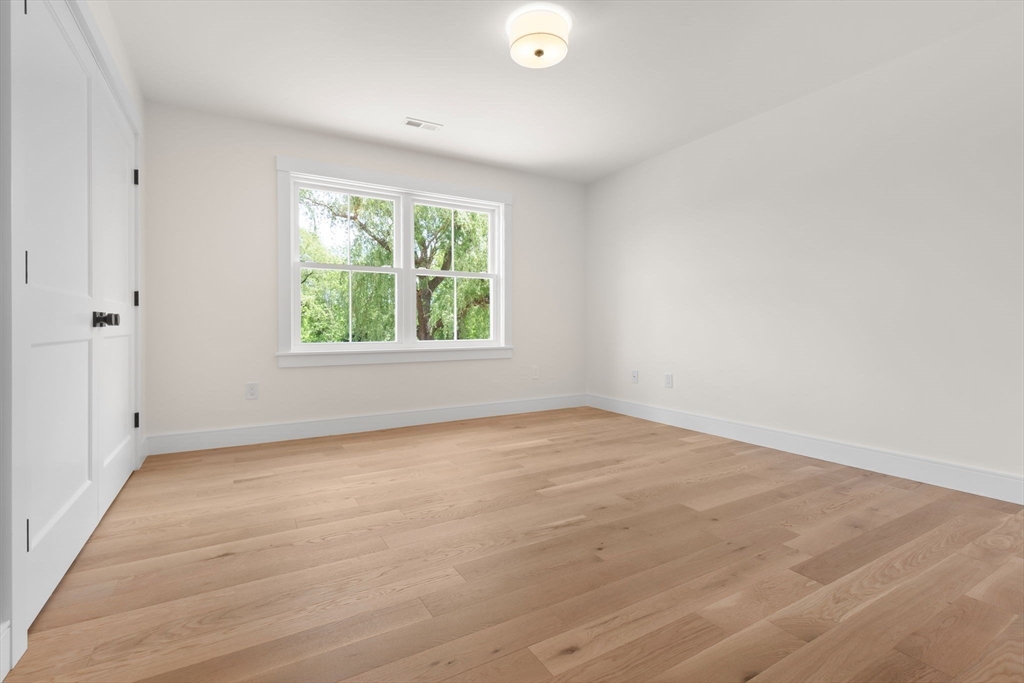 53 Green St. # B