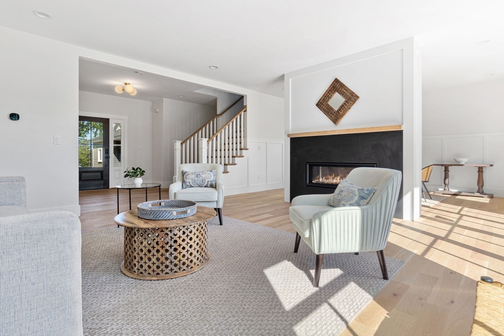 53 Green St. # B