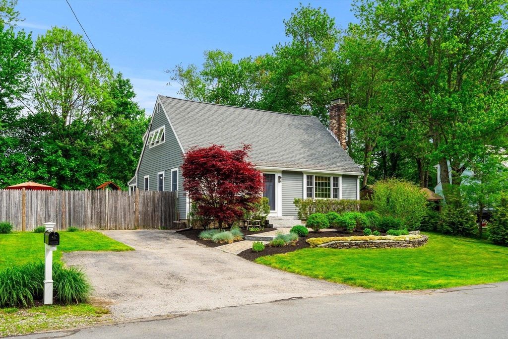 7 Maple Terrace