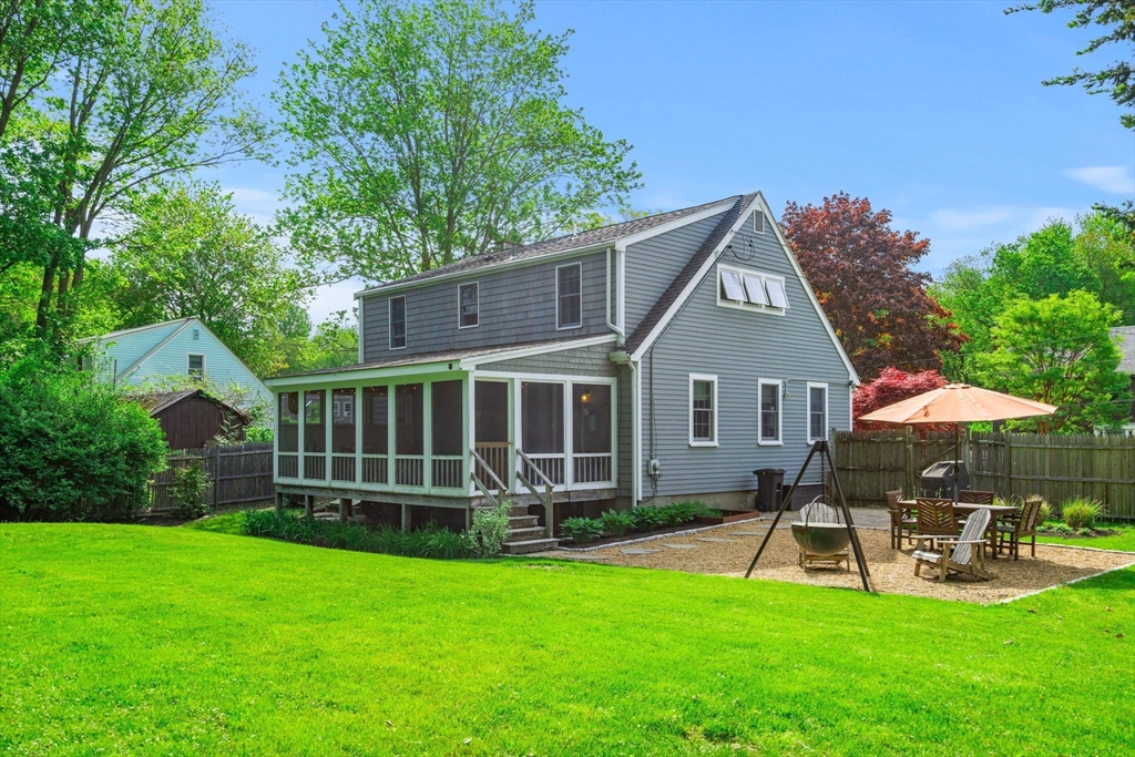 7 Maple Terrace
