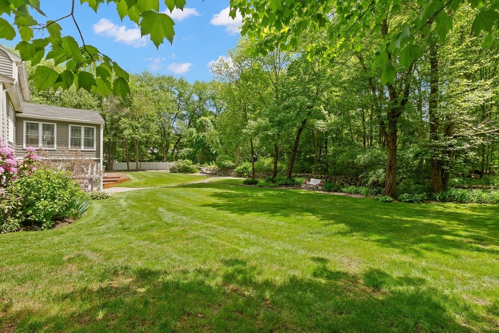 14 Birch Ln