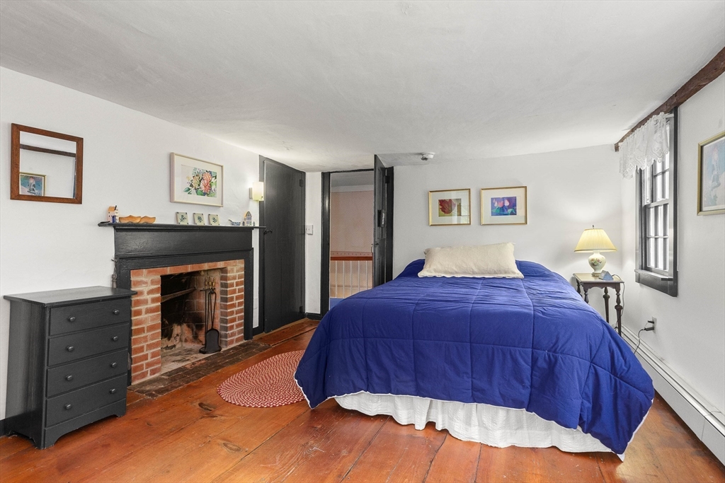 1 Lull St