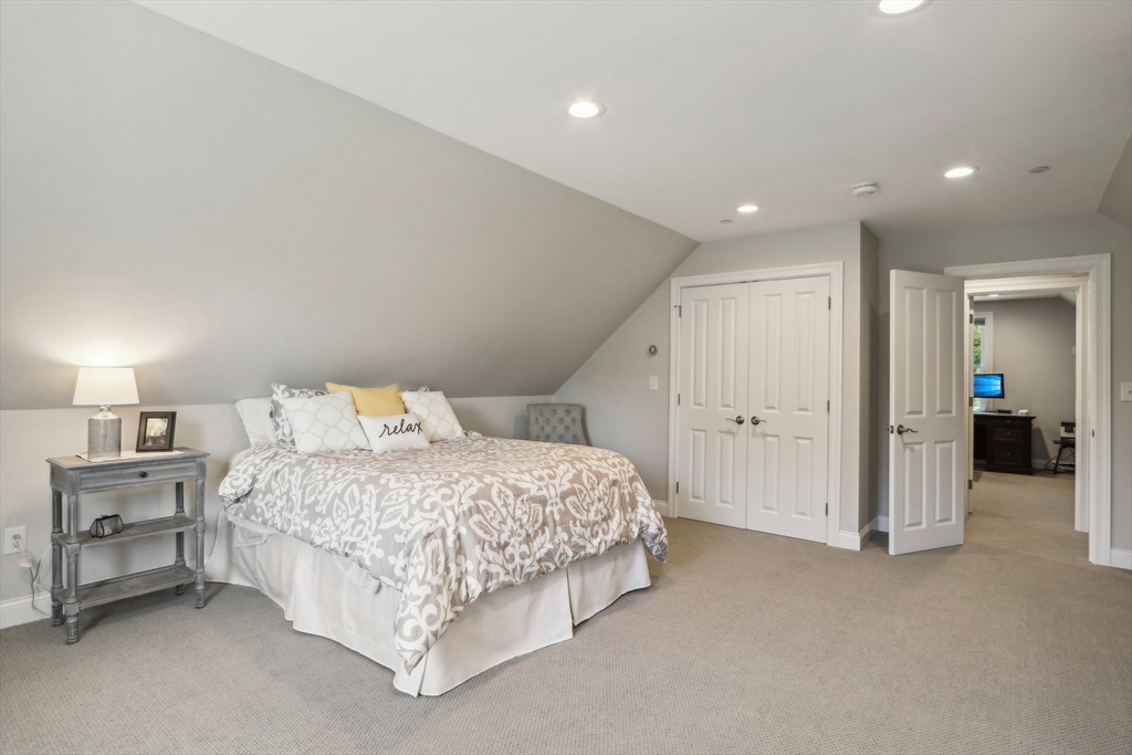 20 Delray Dr