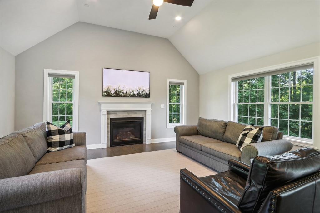 20 Delray Dr