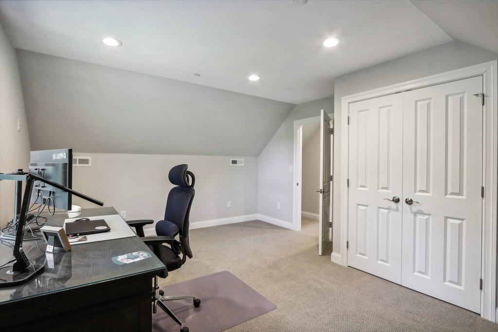 20 Delray Dr