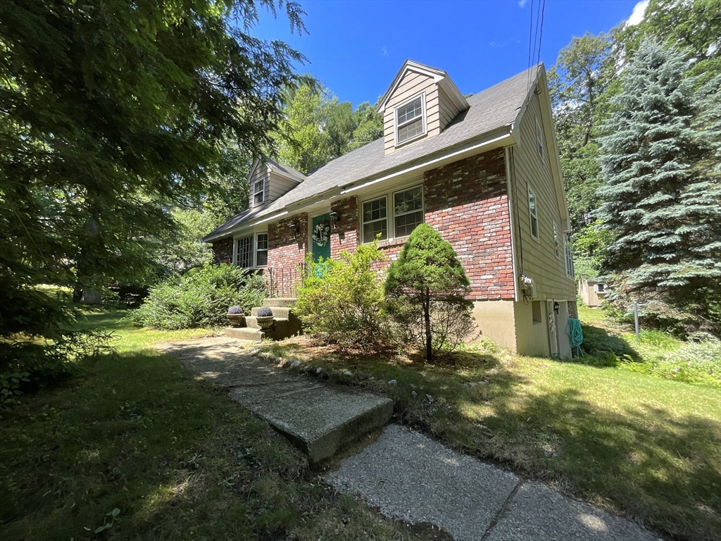 211 Concord Rd
