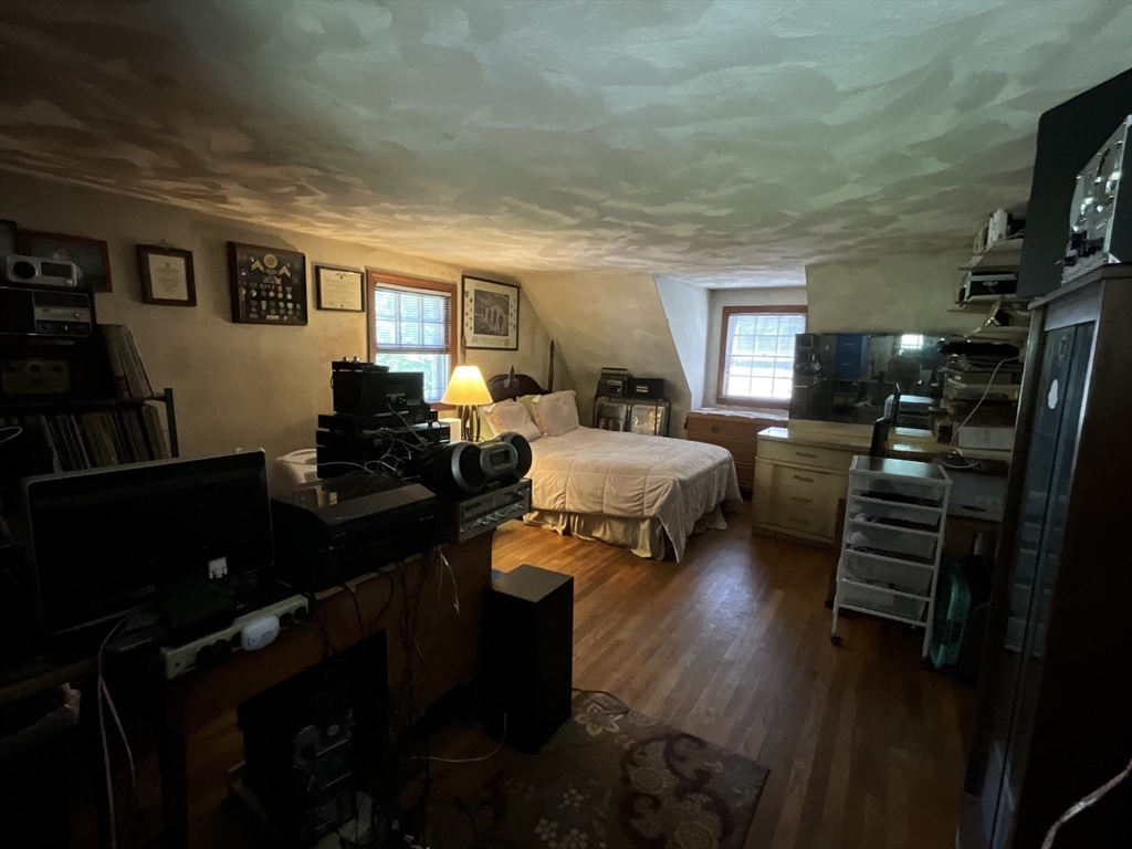 211 Concord Rd