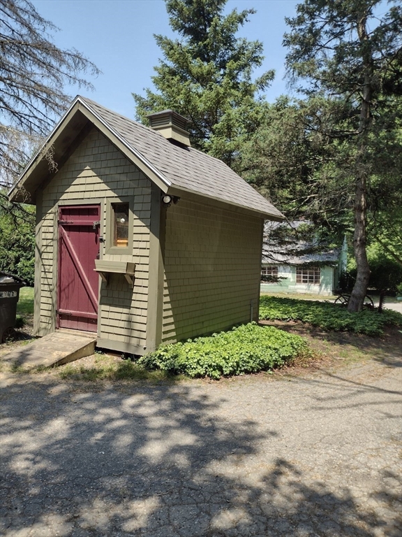 70 Margerie St