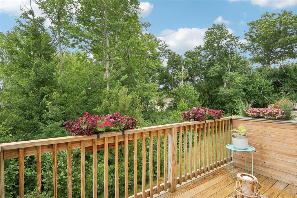 7 Lighthouse Cir # A