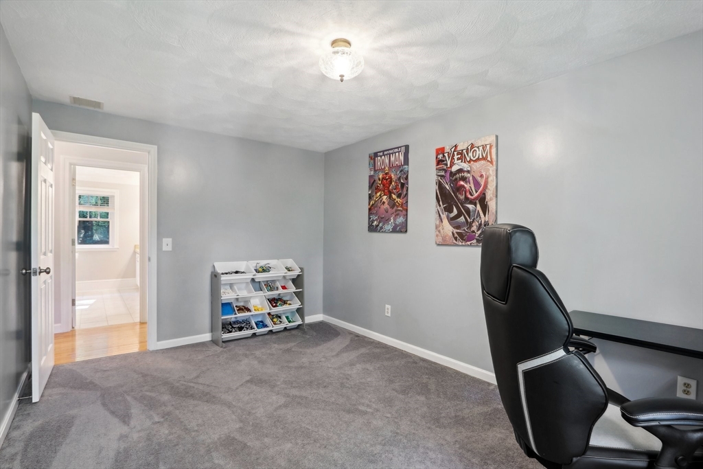12 Spring Hill Rd