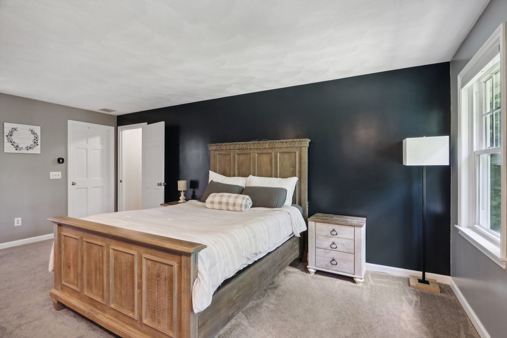 12 Spring Hill Rd
