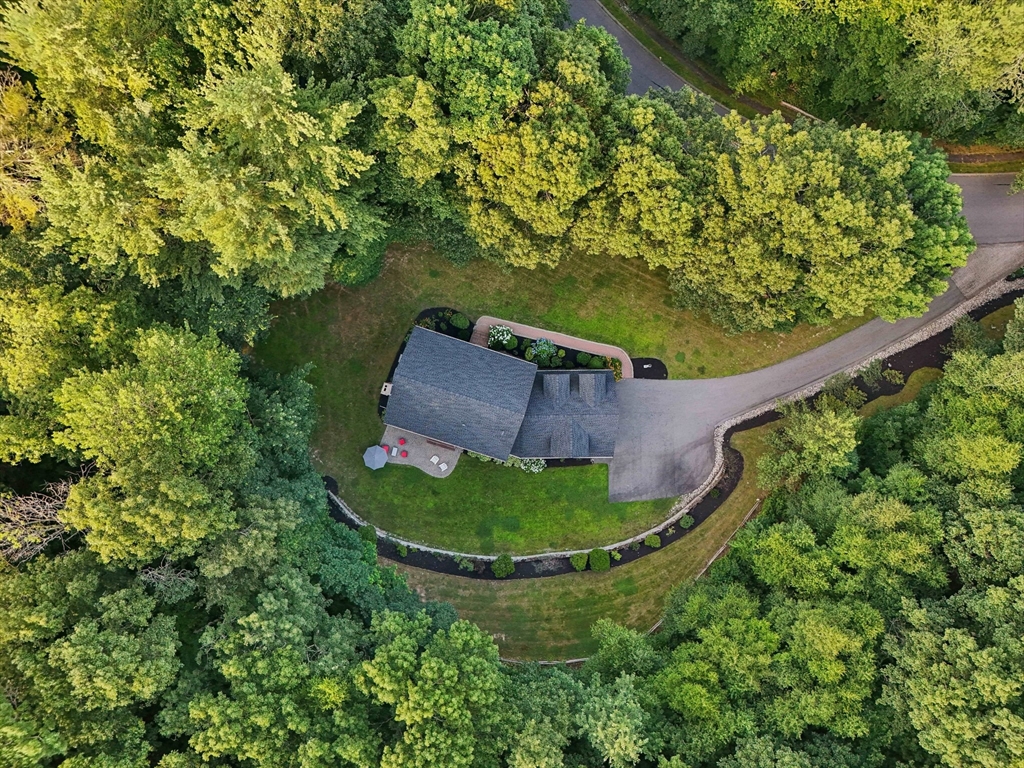 12 Spring Hill Rd