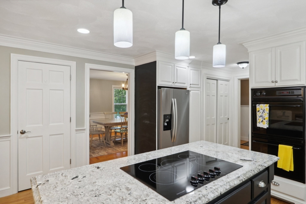 12 Spring Hill Rd