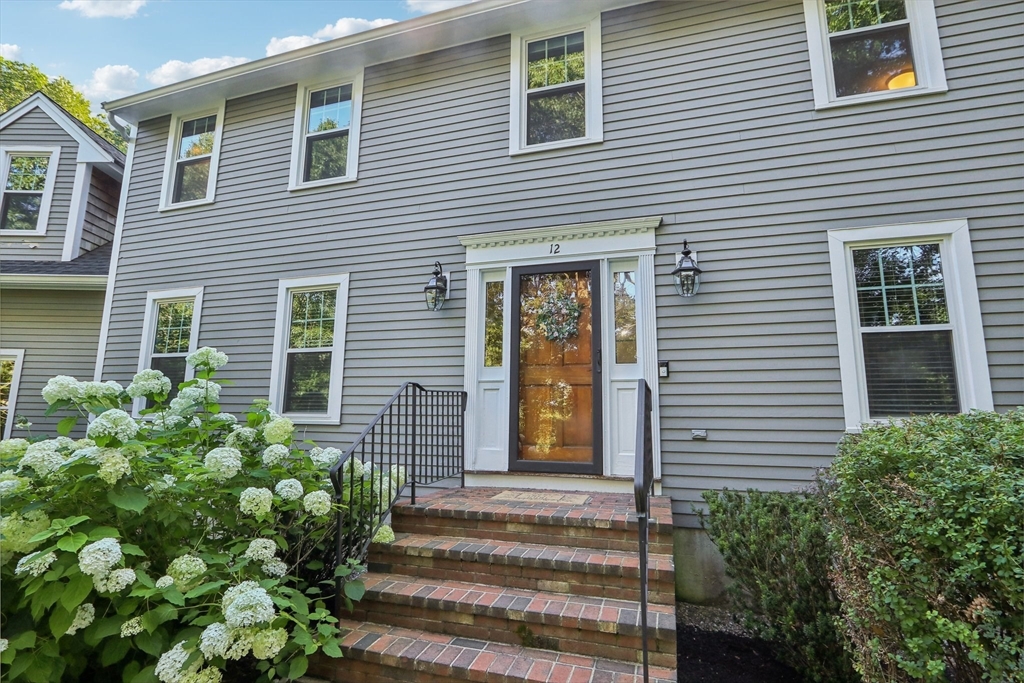 12 Spring Hill Rd