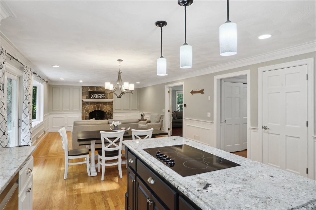 12 Spring Hill Rd
