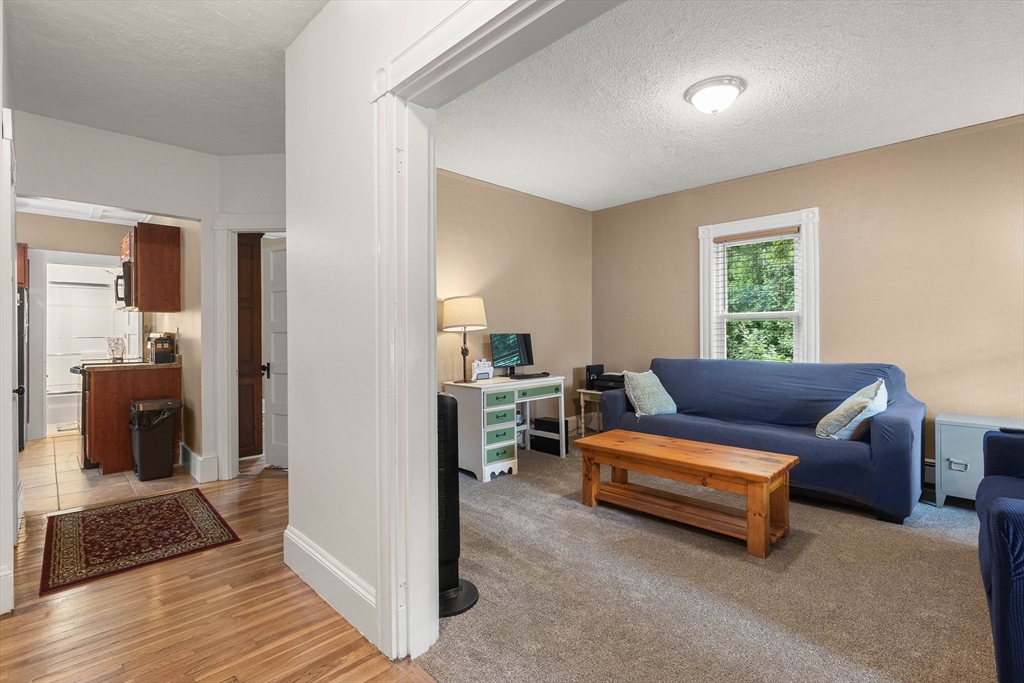 124 Centennial Ave