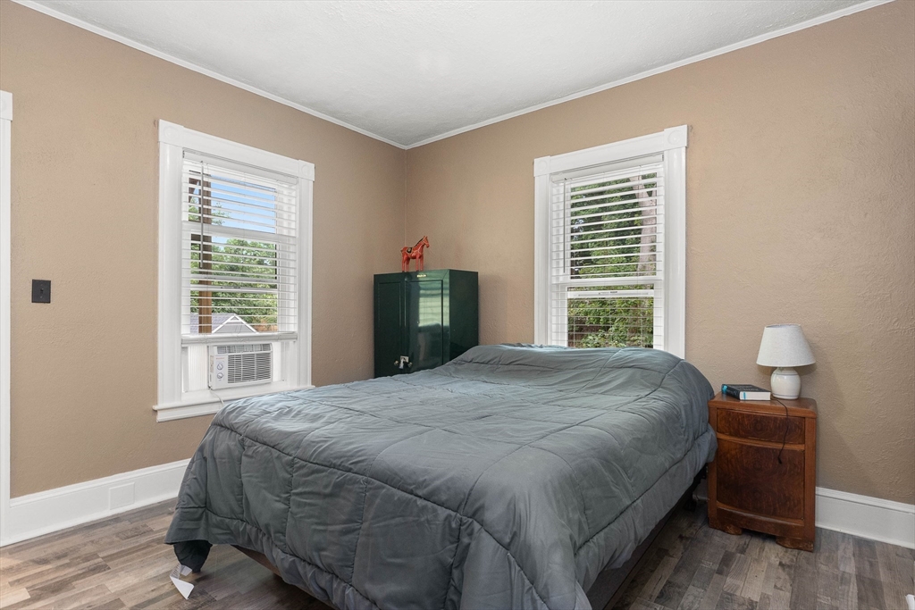 124 Centennial Ave