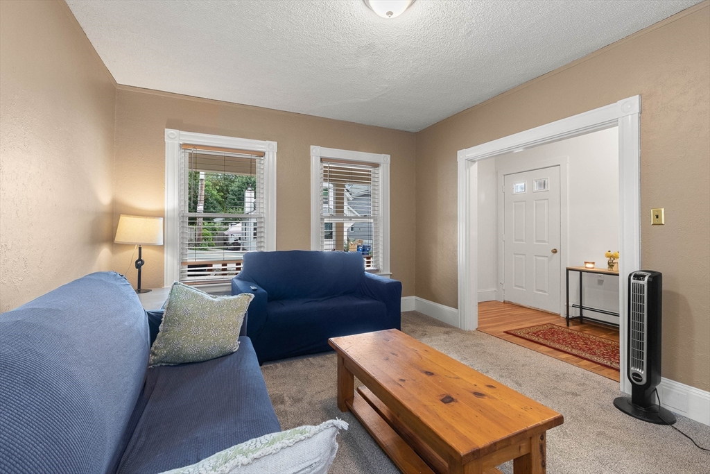 124 Centennial Ave