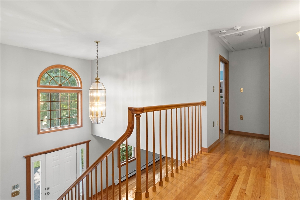 5 Rocky Woods Rd