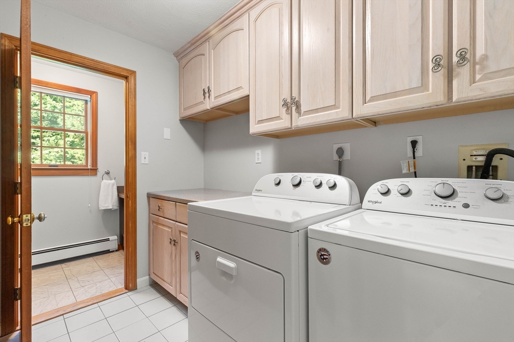 5 Rocky Woods Rd
