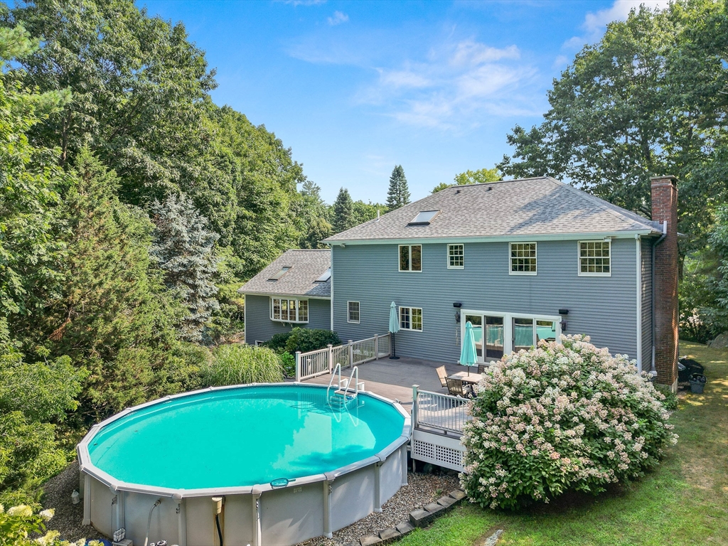 5 Rocky Woods Rd