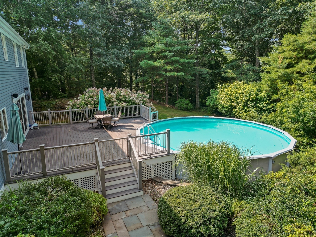 5 Rocky Woods Rd