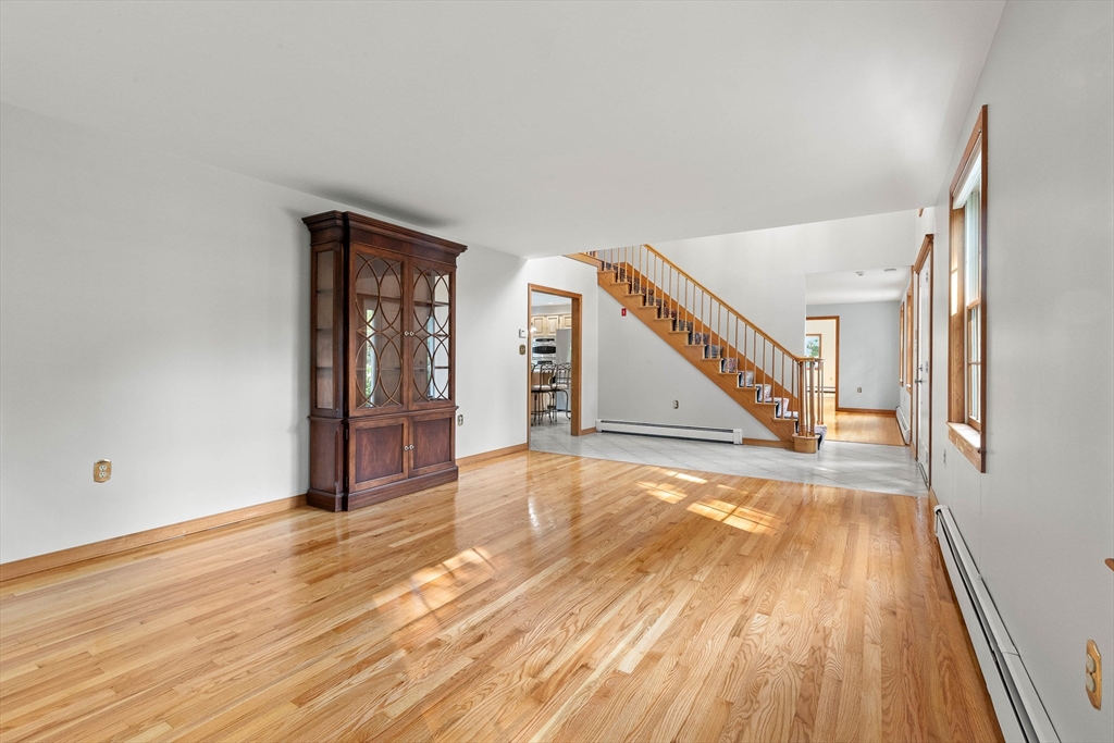 5 Rocky Woods Rd
