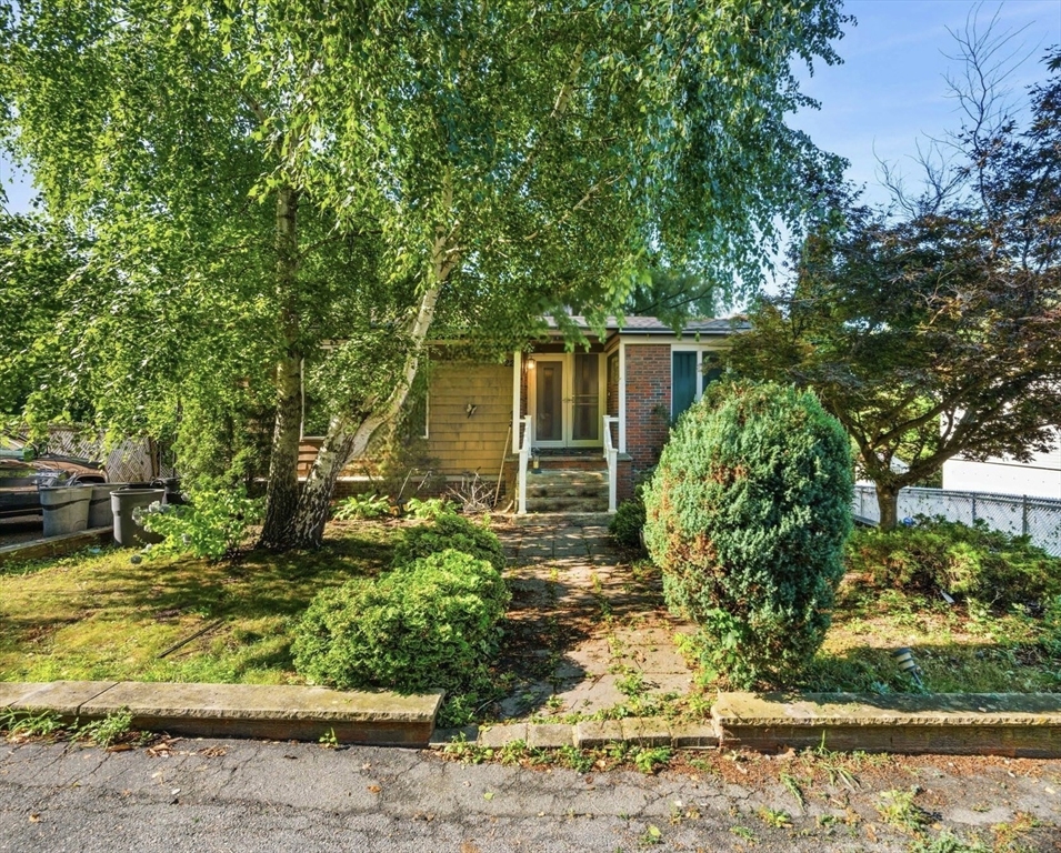 22 Hanson Rd