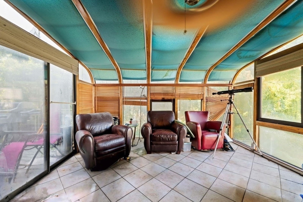 22 Hanson Rd