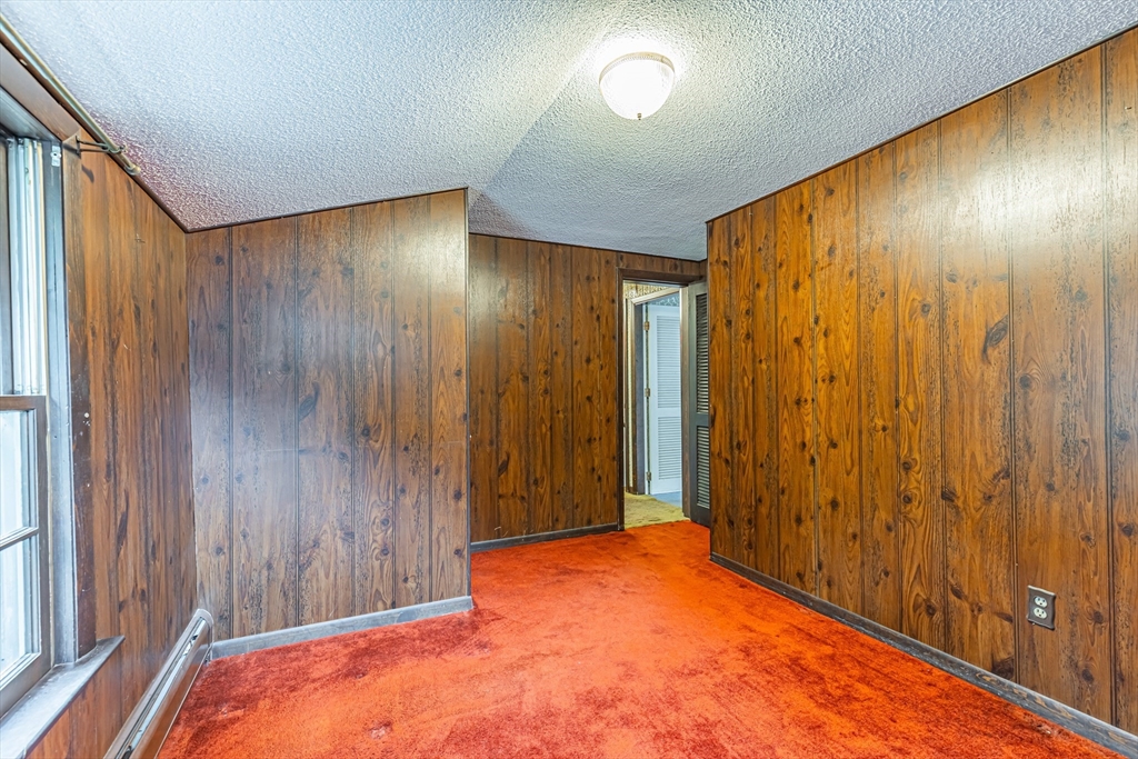 32 Tercentennial Drive