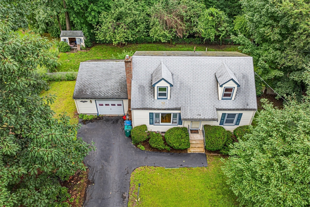 32 Tercentennial Drive