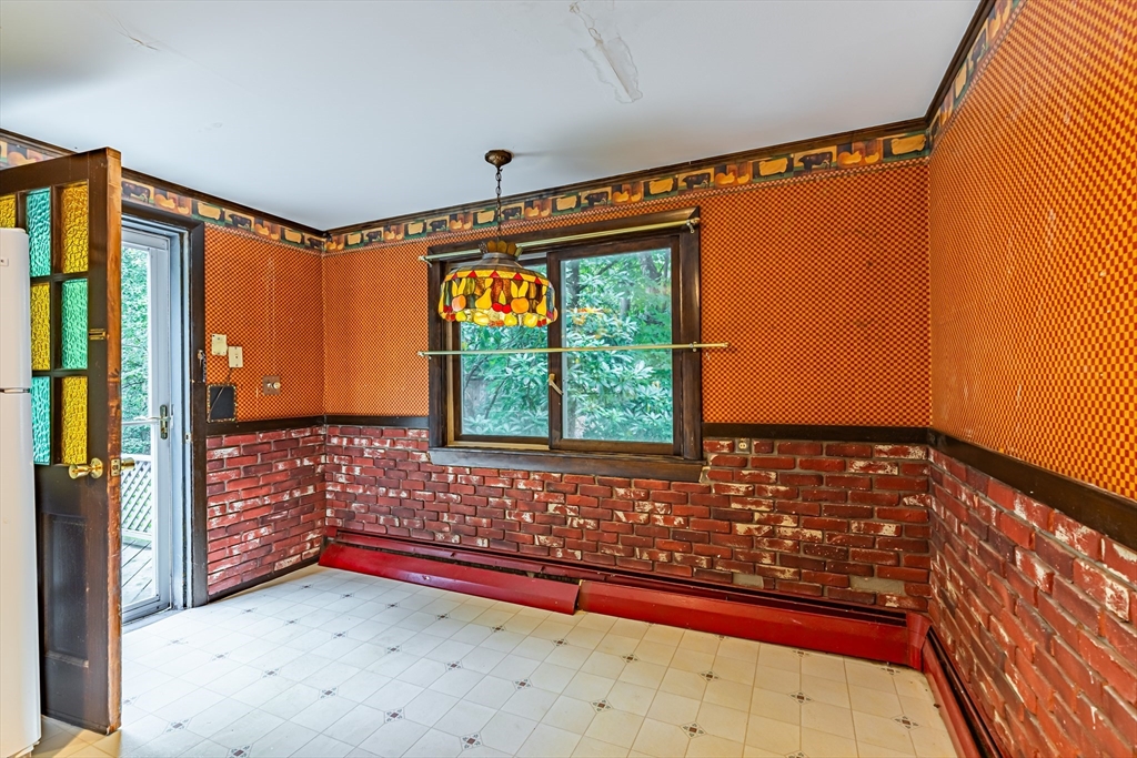32 Tercentennial Drive