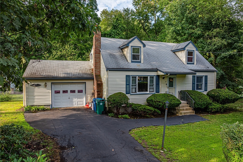 32 Tercentennial Drive