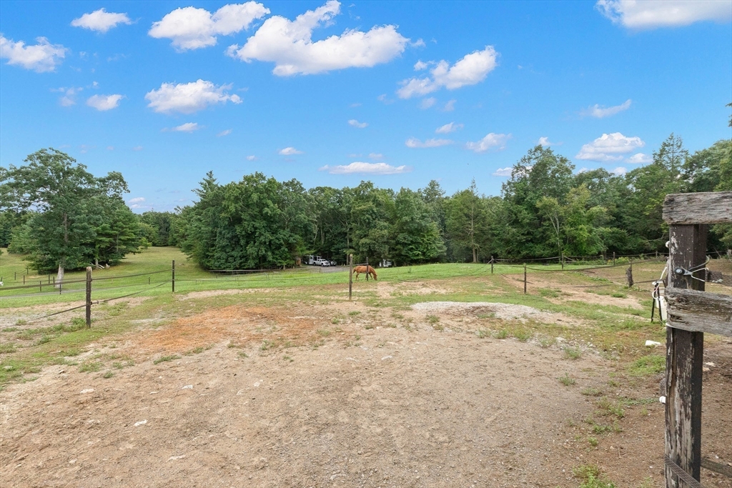 114 Stiles Pond Rd