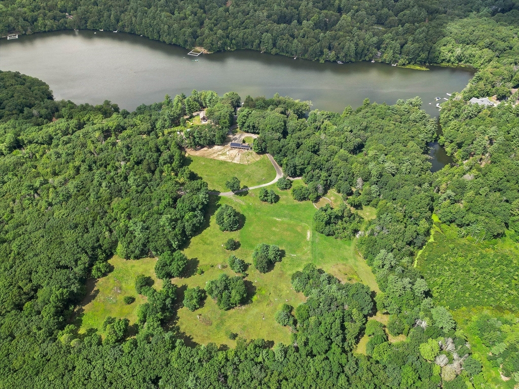 114 Stiles Pond Rd