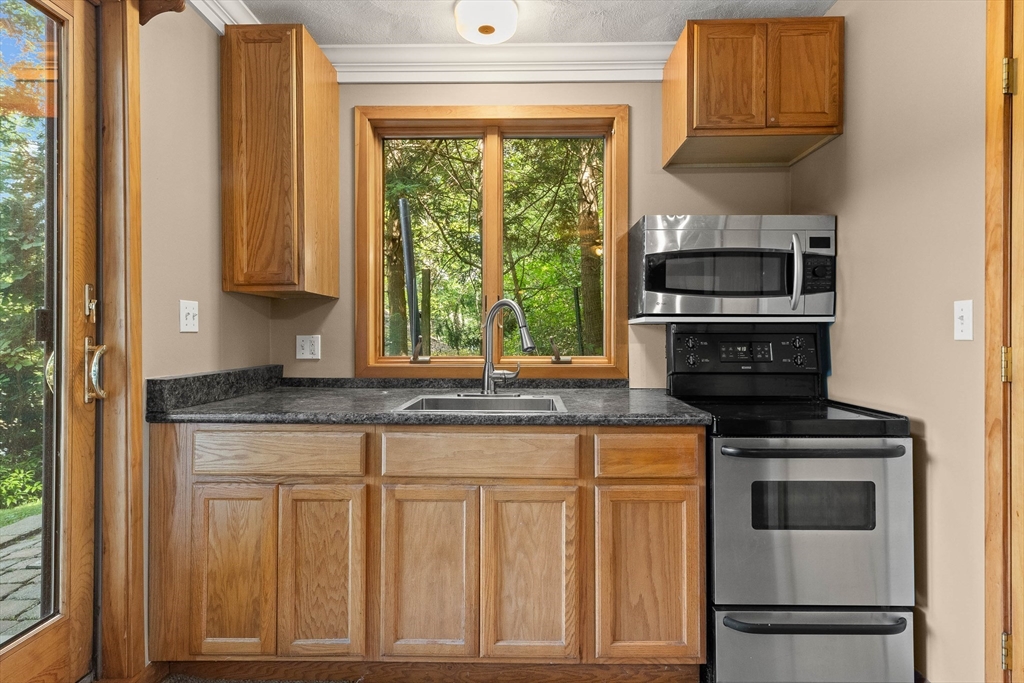 114 Stiles Pond Rd