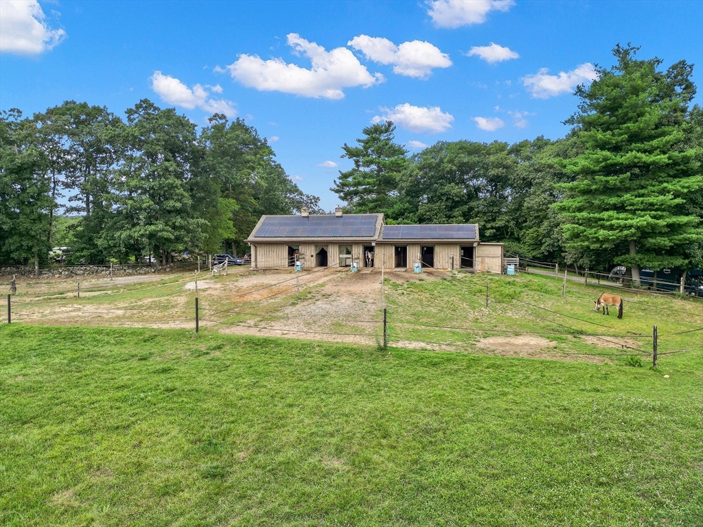 114 Stiles Pond Rd