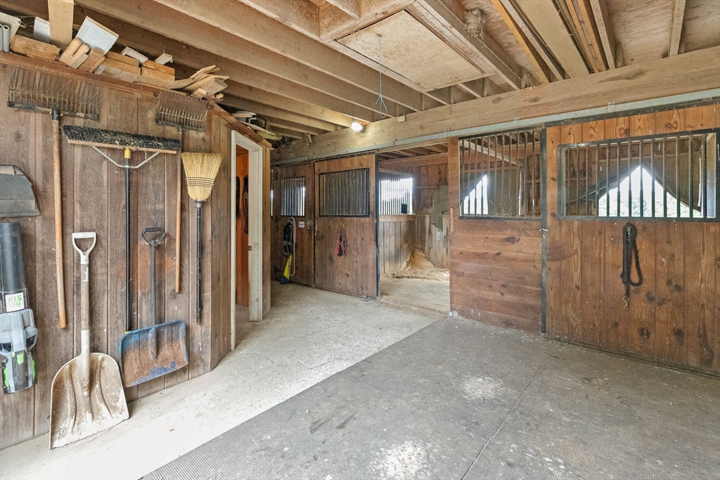 114 Stiles Pond Rd