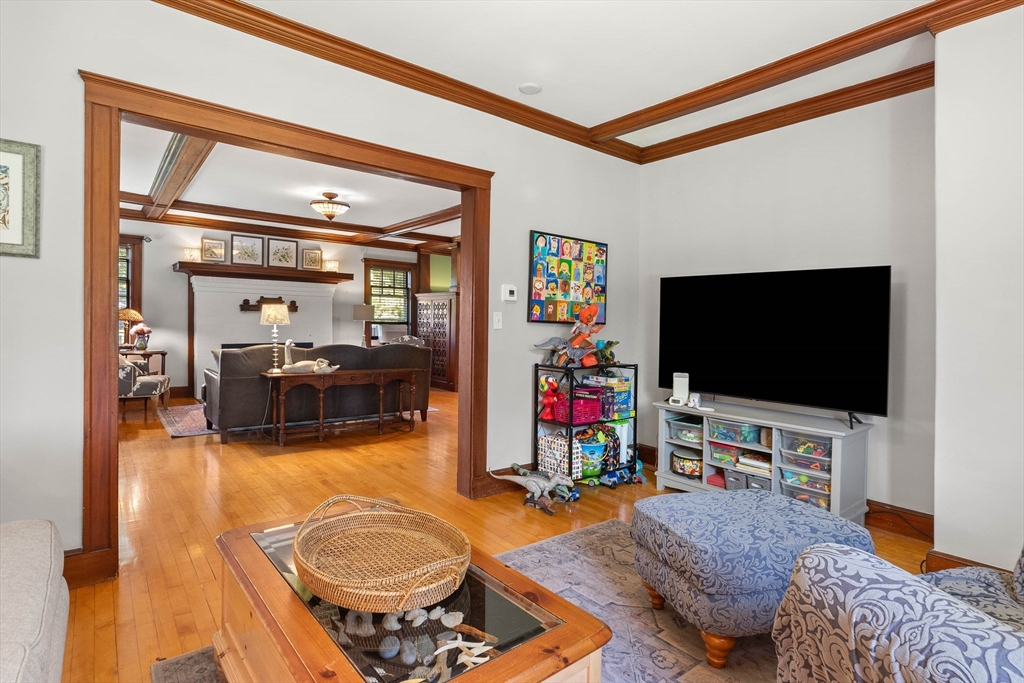 12 Newton Rd