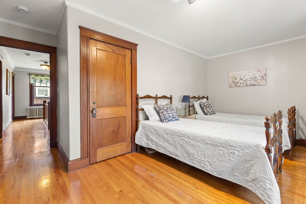 12 Newton Rd