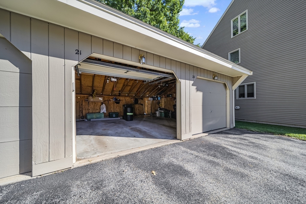 21 Tulip Cir # 21