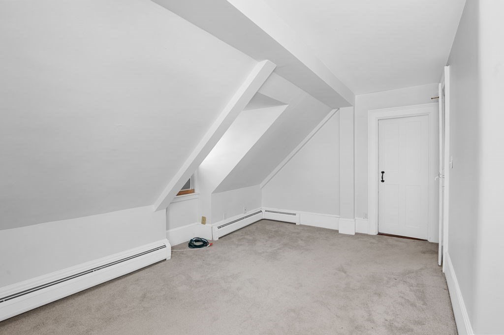 18 Essex Street # 4