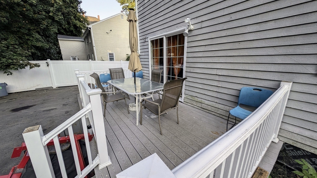 63 Wilson St